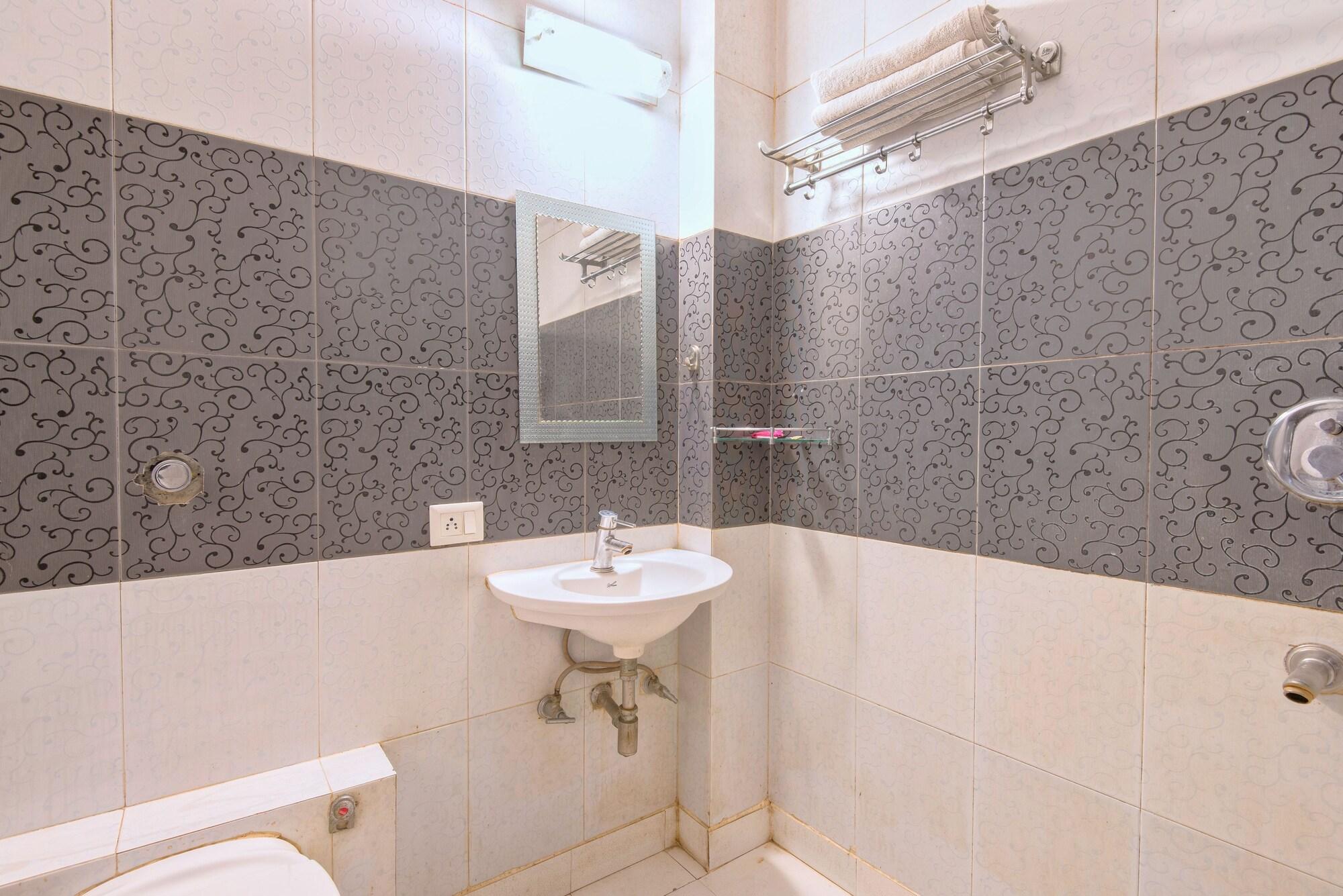 Hotel La Vista Delhi Ngoại thất bức ảnh